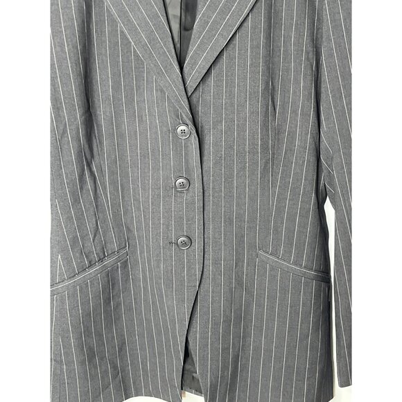 Norma Kamali Gray Pinstripe Business Blazer Pockets LIghtweight Size 12 - Picture 4 of 9